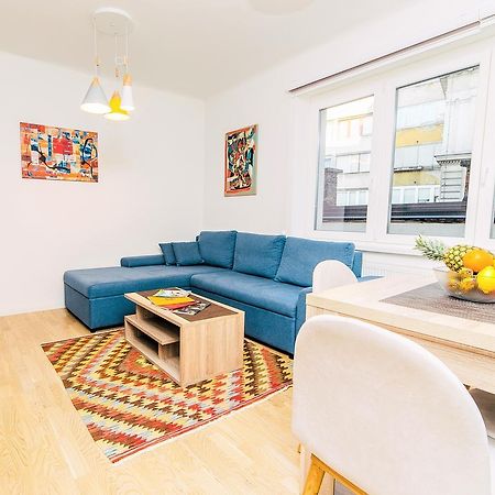 Modern Apartment In The City Center- Best Location Сараево Экстерьер фото