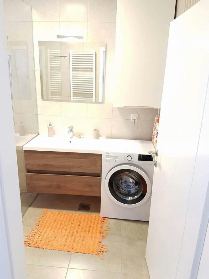 Modern Apartment In The City Center- Best Location Сараево Экстерьер фото
